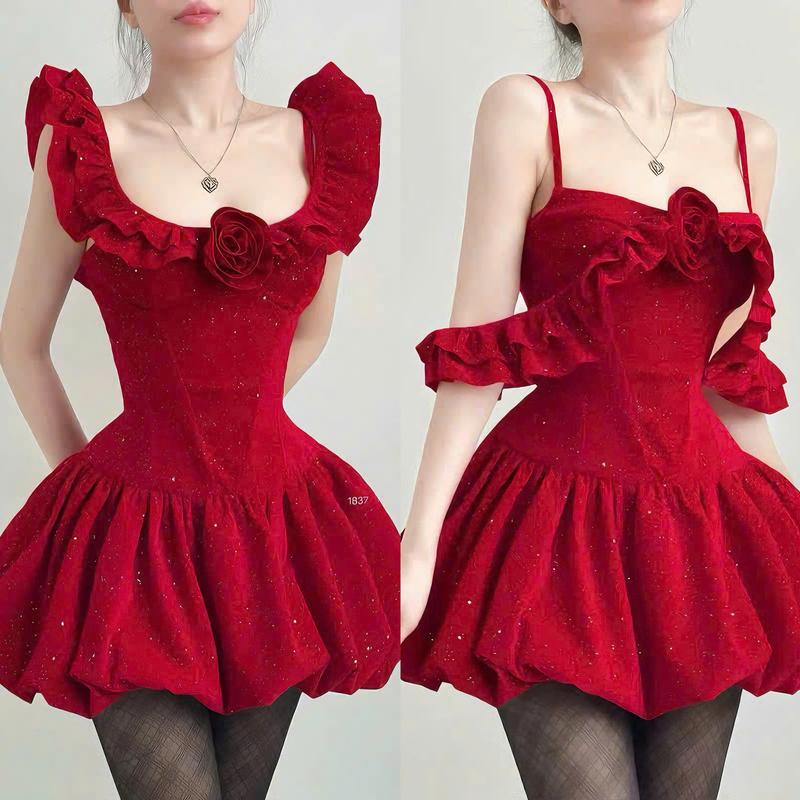 Đầm Nhung Nữ Thiết Kế EMME V1923 - 2 Dây Trễ Vai Có Mút Ngực Đính Hoa Mix Kiểu Dáng Váy Bí Xếp Ly Bồng Ngắn Cách Điệu