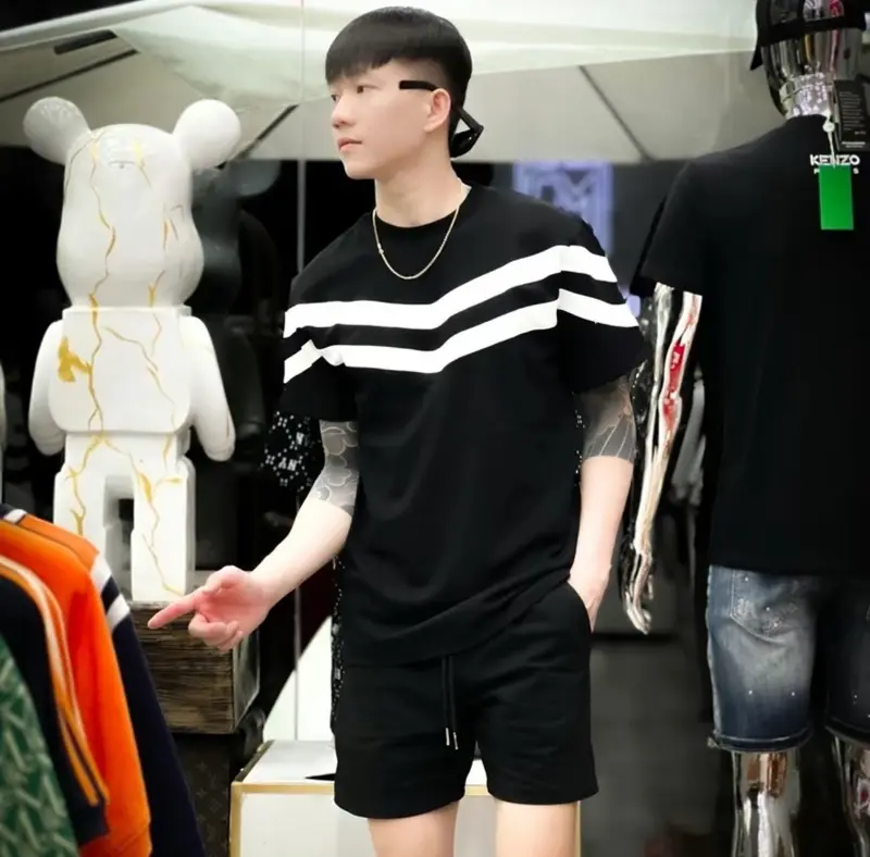 Áo thun cotton nam nữ, cổ tròn, tay ngắn, thêu phối sọc, sang trọng hàng đẹp chuẩn SHOPPP Menswear 2