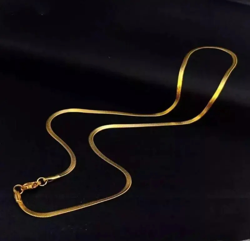 kalung TITANIUM Kekinian,Terlaris Pria dan Wanita kalung anti karat anti luntur 1