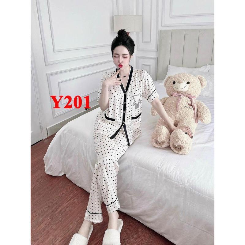 Bộ quần áo pijama lụa quần dài áo cộc tay cổ Y mới mềm mát
