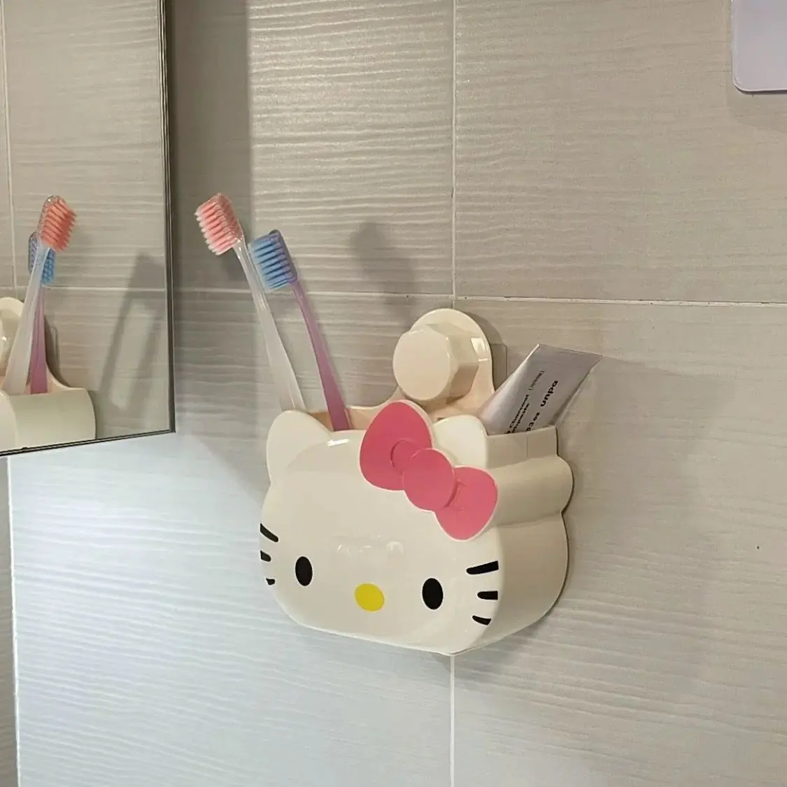 INS Dễ thương Hello Kitty Phòng tắm Hộp lưu trữ treo tường không có cú đấm Phim hoạt hình Lưu trữ Kem đánh răng Bàn chải đánh răng Hộp lưu trữ treo tường máy  nặn