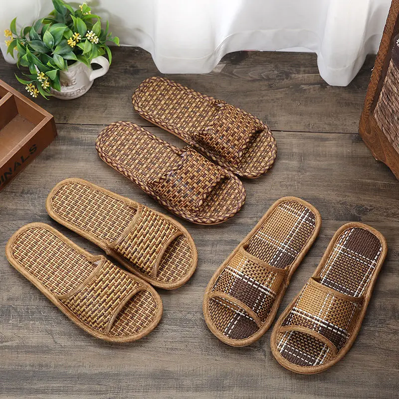 New Rattan Grass Woven Linen Slippers for Summer Women Indoor Non-Slip Home Outdoor Wear Men's Home Slippers