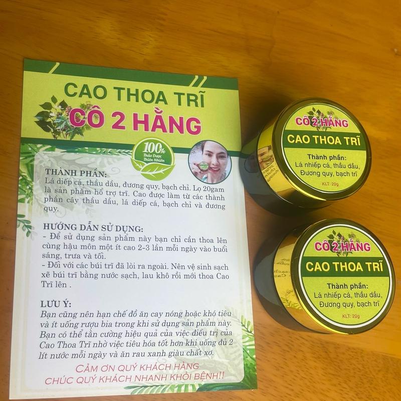 Cao Thoa Trĩ Cô 2 Hằng: thành phần      Thành phần: 100% tự nhiên nên không lo tác dụng phụ, cao được điều chế từ cây thầu dầu tía kết hợp với rau sam, tử thảo,tê tê, thương truật, huyết dụ  giúp kháng khuẩn, tiêu viêm, tăng cường lưu thông máu làm ta 4