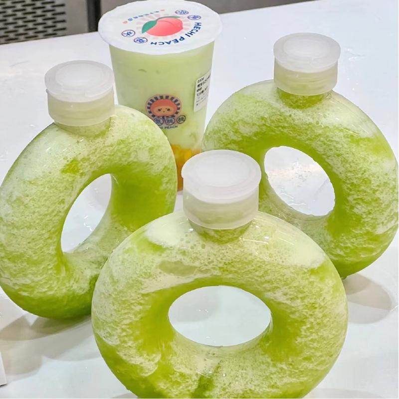 Product Introduction of 1Pcs Wholesale 500ML Donuts Water Bottle for Kids Cartoon Silicone Portable Travel Round Cup Portable Anti Fall Plastic Cup Kids Gift 0
