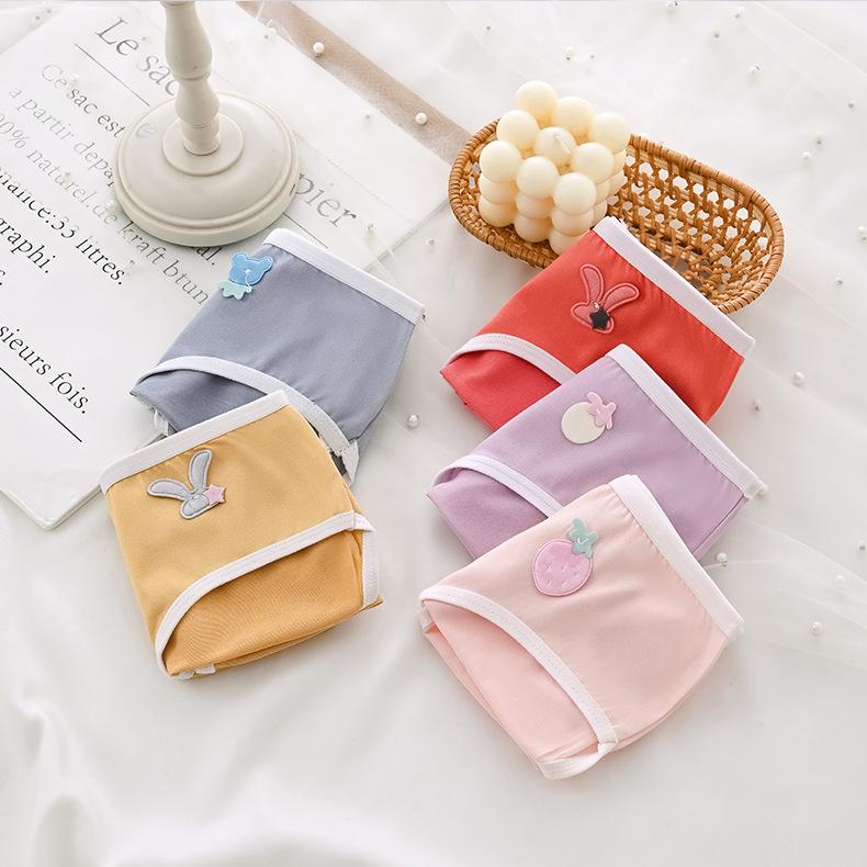 Product Introduction of 2024 Summer New Panties Female Cute Sweet Cartoon Girl Mid-Waist Breathable plus Size Girl Student Briefs Lady Lingerie 13