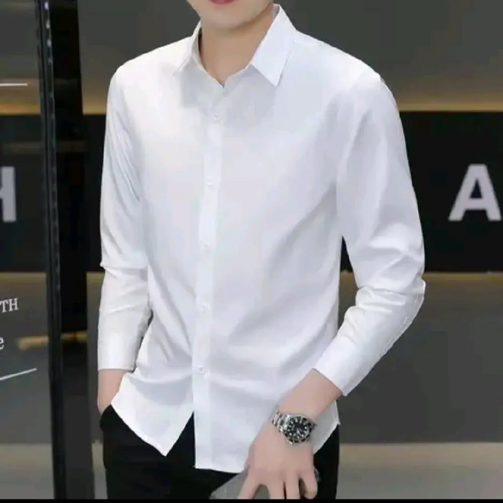 Áo sơ mi nam tay dài chất liệu lụa hàn mềm mịn mát phom body Menswear Shirt Có Cổ