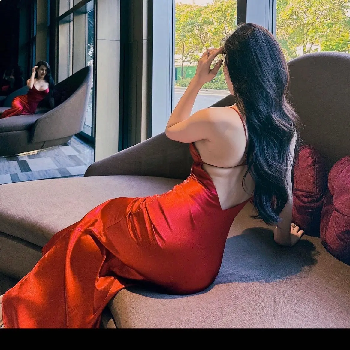 Đầm Lụa Cổ Tim Lưng V Chất Hàn Châu Có Mút