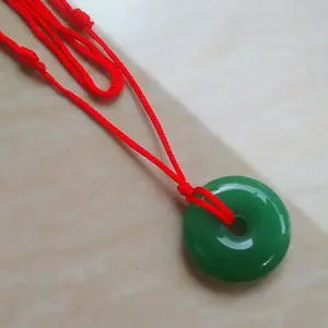 S037 Kalung Giok Hijau Tali Batu Merah Coklat
