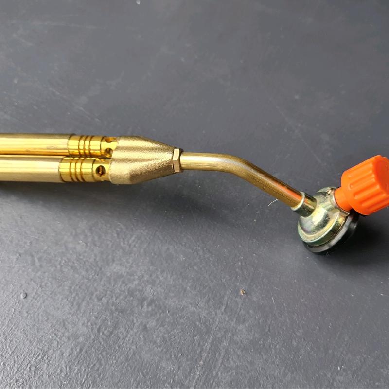 khò gas RUIKASI 2 nòng là loại đèn khò nhiệt độ cao chuyên dùng cho hàn thiếc, hàn chì, hàn đồng, đây là khò gas hàn ống đồng dễ dàng