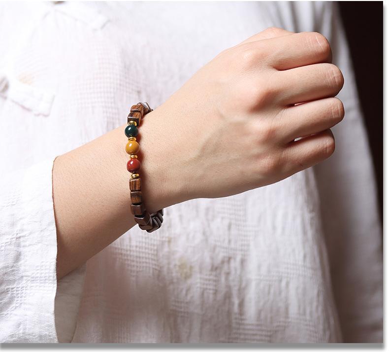 Product Introduction of New Chinese style, black rosewood, sandalwood, sugar cube beads, block beads, bracelet, three-color beads, traffic light pattern, ethnic style, wristband 7