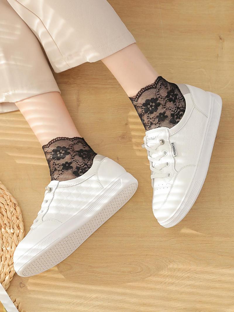 Product Introduction of Women's Floral Lace Scallop Ankle Socks, Soft Breathable Comfortable Socks, Ladies Sheer Socks for Summer 6