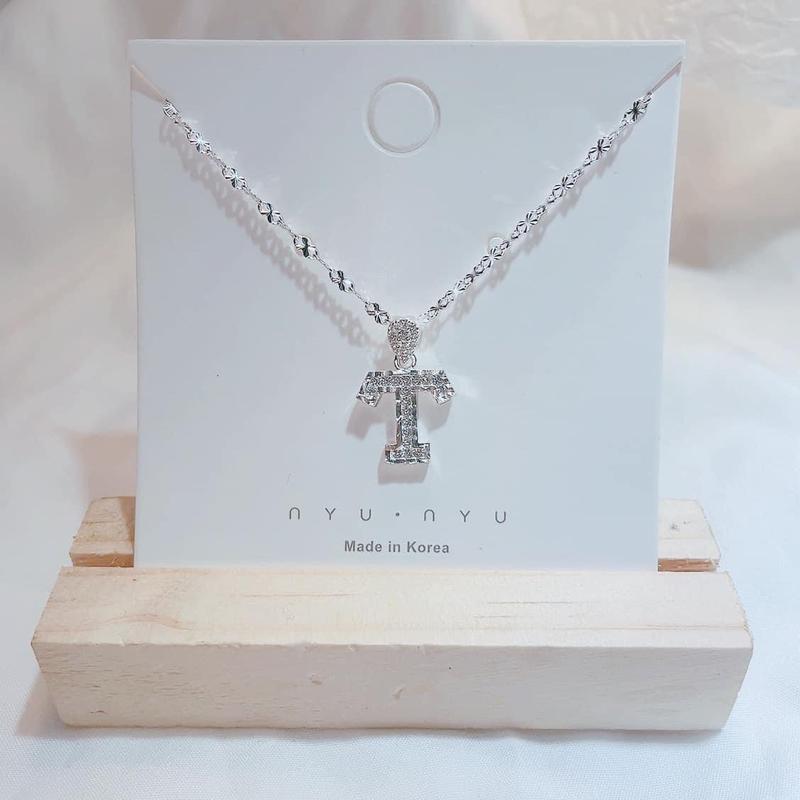 Dây mặt chữ cái siêu xinh tạo điểm nhấn 2