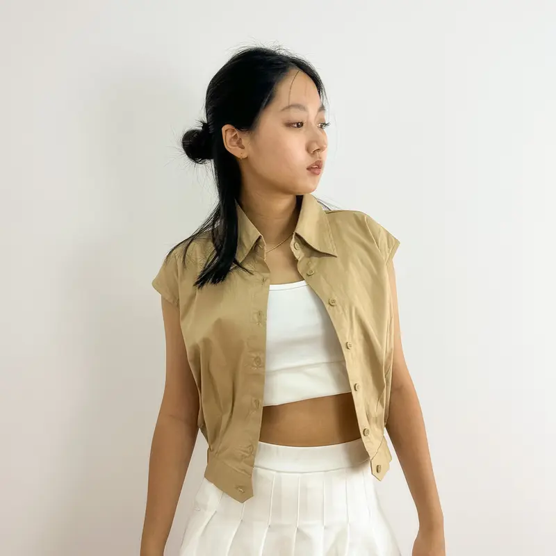 VALORE JOSELINE CROP TOP - Sleeveless Wanita Lengan Pendek Kancing Hidup 3