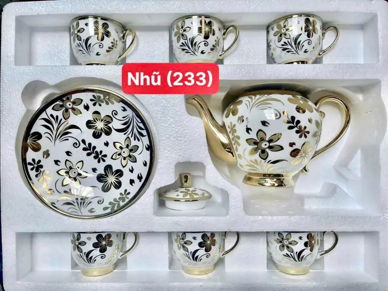 Bộ Tách Trà Nhũ Vàng Gốm Sứ Cao Cấp ( Gồm : 1 Ấm , 6 Ly, 7 Đế Sứ ) 5