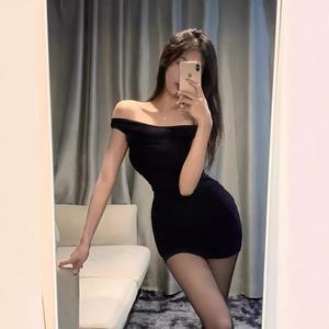 เดรส เรียบหรู เปิดไหล่ สีดำ รัดรูป กระโปรงบอดี้คอน สำหรับผู้หญิง ฤดูใบไม้ร่วง มาใหม่ สไตล์สาวฮอตบริสุทธิ์