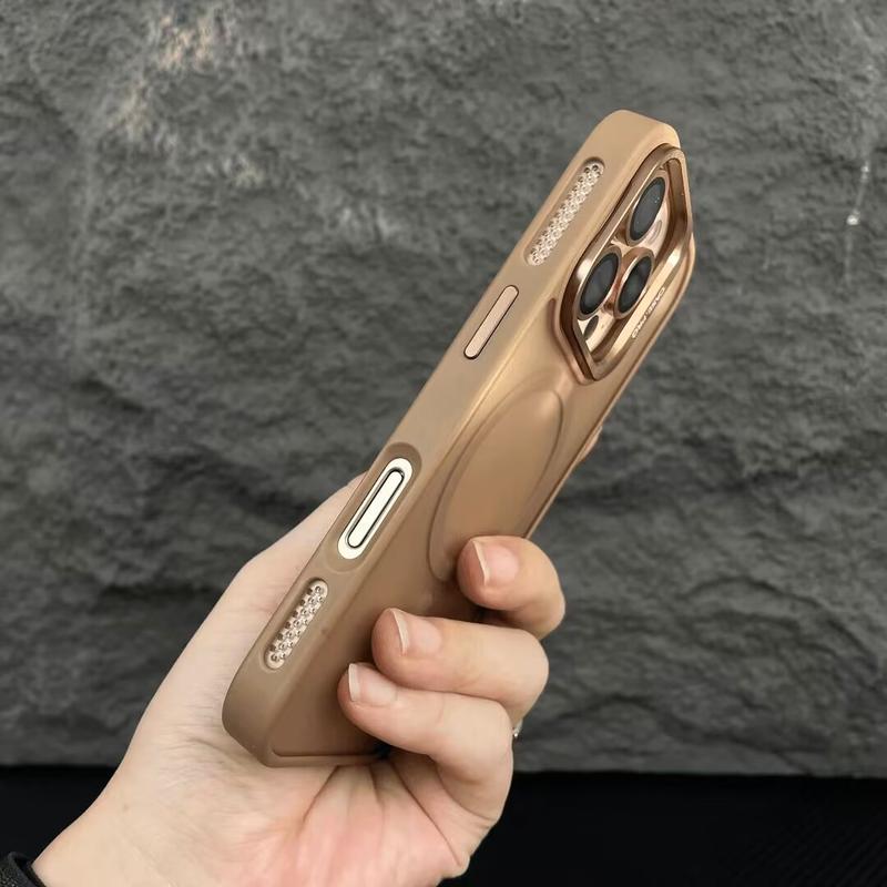 Product Introduction of Lens Holder Compatible with iPhone 16 Pro Max Phone Case Hollow Heat Dissipation Apple 15 Matte Magnetic Suction 14 Hard Cover 32