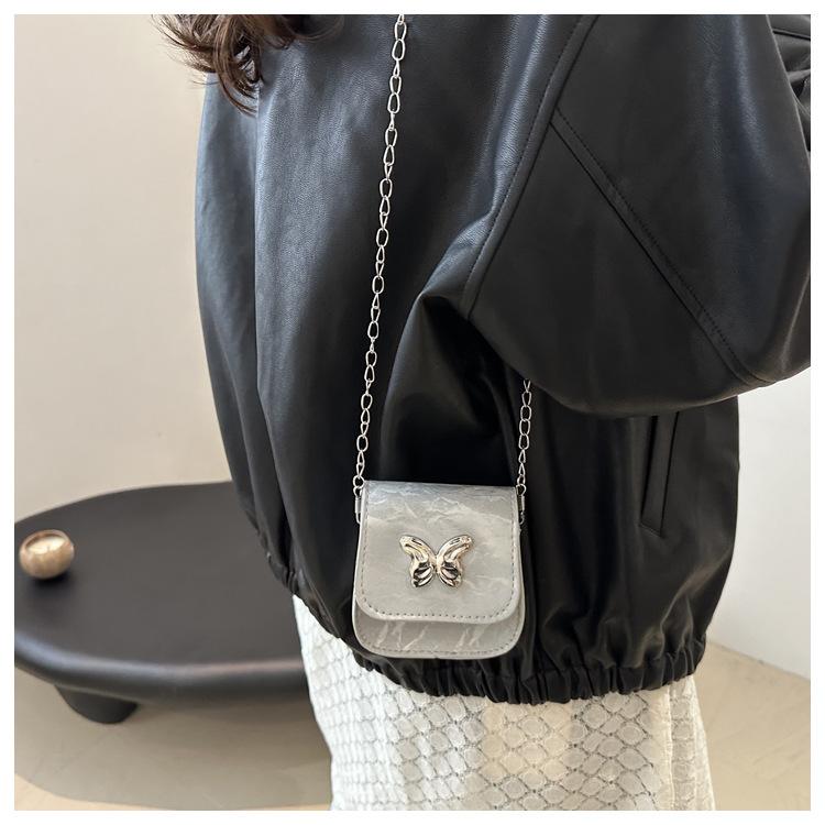 Product Introduction of 2024 Fashionable New Fresh Sweet Small Square Bag Butterfly Decoration Mini Advanced Texture Chain Crossbody Lipstick Pack 6