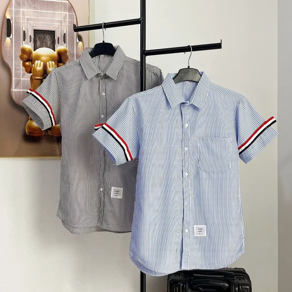 Áo Sơ Mi cộc tay nam nữ Kẻ Sọc 2 Tay Thời Trang Unisex Menswear