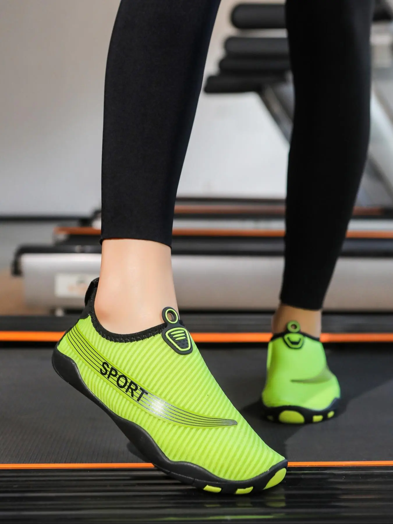 Women's Sporty Breathable Lightweight Water Shoes, Quick Drying Aqua Socks for Outdoor Activities, Like Hiking, Fishing, Surfing and Swimming