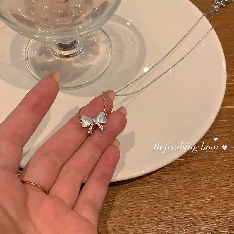 2025 Summer Sweet Bow Necklace Female Clavicle Chain 2025 New