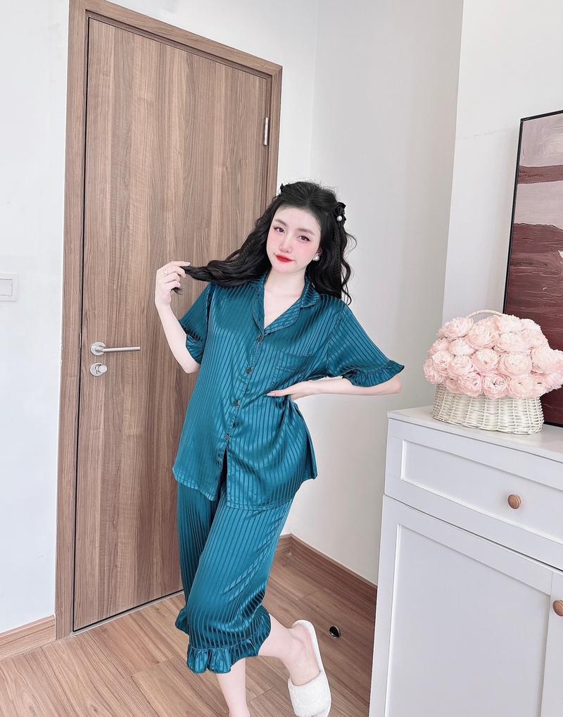 Product Introduction of Đồ Bộ Lụa Xước Bigsize Chất Mát - Tay ngắn quần lửng M2 42
