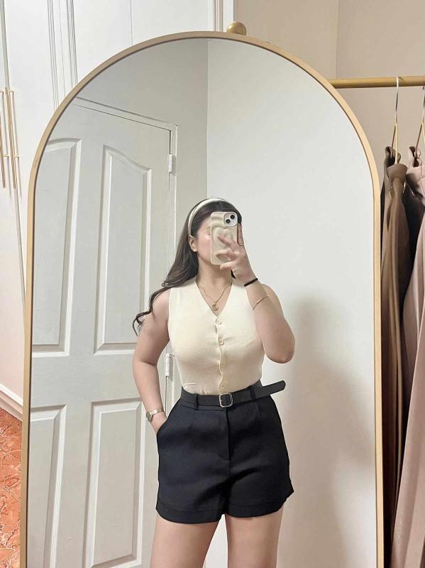 Product Introduction of Es Womens Premium Solf Tweed Casual Short With Belt Korean Outfit Women's Bottom 13