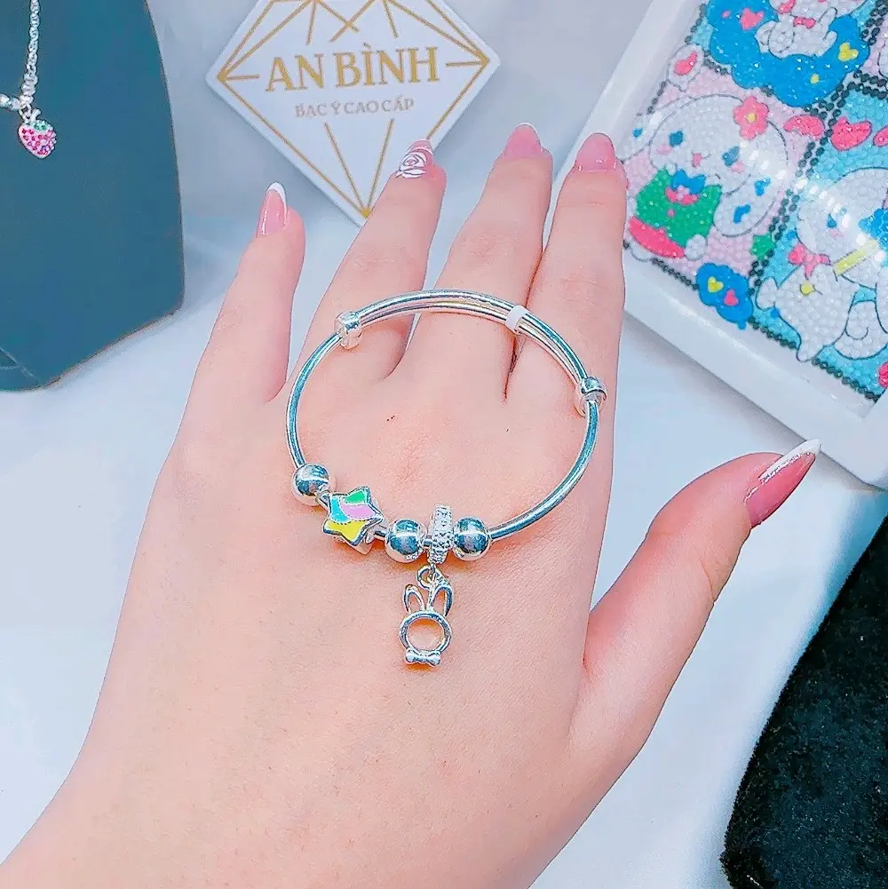 Vòng tay cho bé phối charm màu-bạc ta nguyên chất