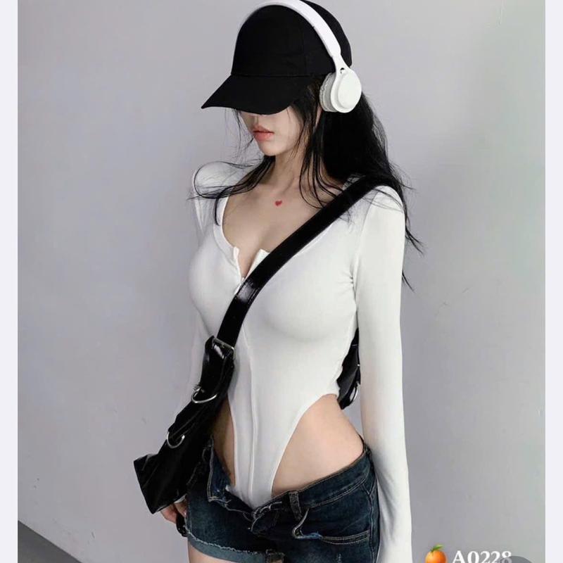 Áo body suit tay dài cổ U dây kéo trơn cực xinh , chất thun tăm mềm mịn , thích hợp mặc dù biển đi chơi có thể giặt máy size m bodysuit