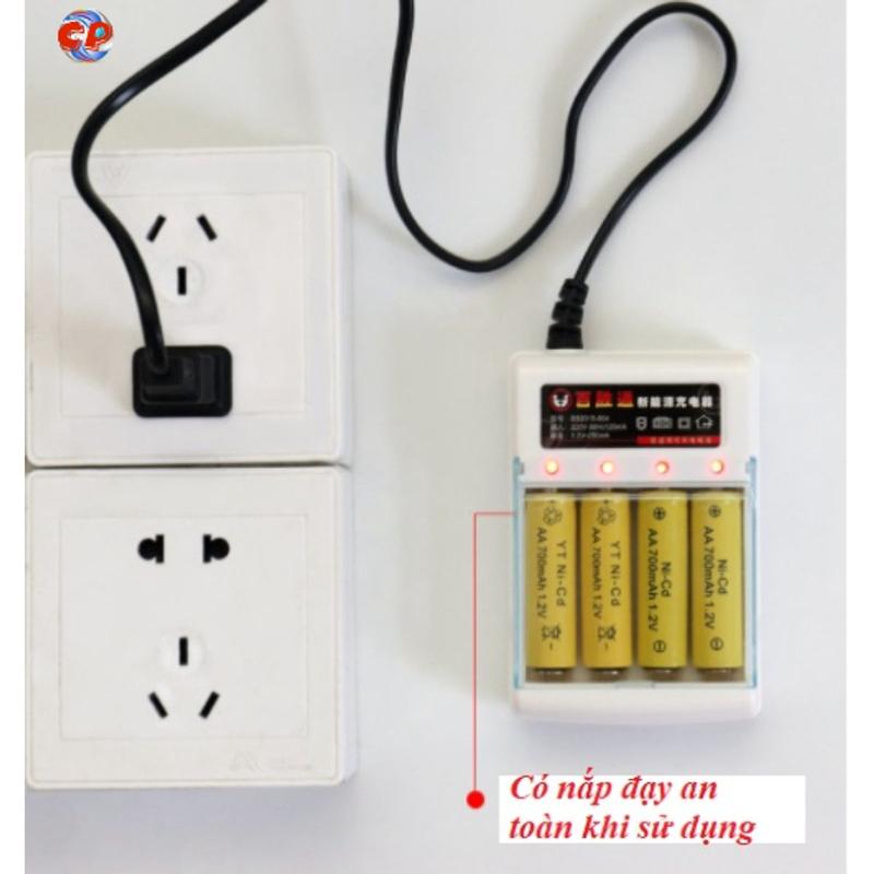 Sạc pin tiểu AA, AAA (Kèm 4 pin) siêu nhanh cho đồng hồ, chuột máy tính, máy ảnh, điều khiển Pin Dự Phòng