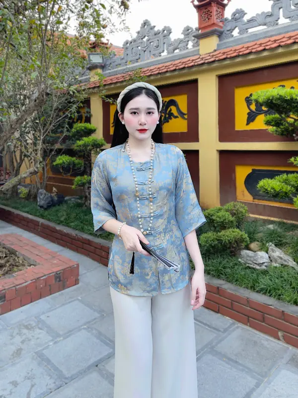 Pháp Phục đi chùa - lụa tằm hoa và tằm chùa 4