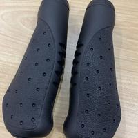 Gambar Handgrip Grip Sepeda Gel merk Velo VLG-519 Black dari Wisata Bike Karawang Kab. Karawang 3 Tokopedia