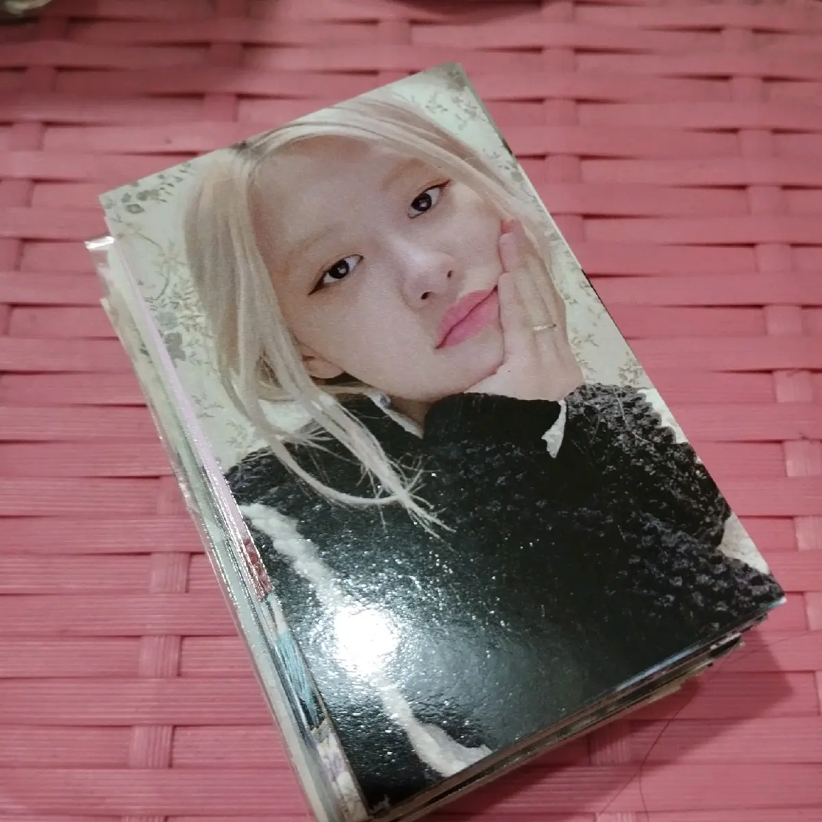 100pcs photocard lomocard bahan tebal free innersleve