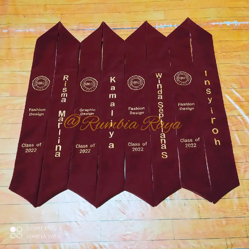 Selempang wisuda leher/ kalung bludru #E 1