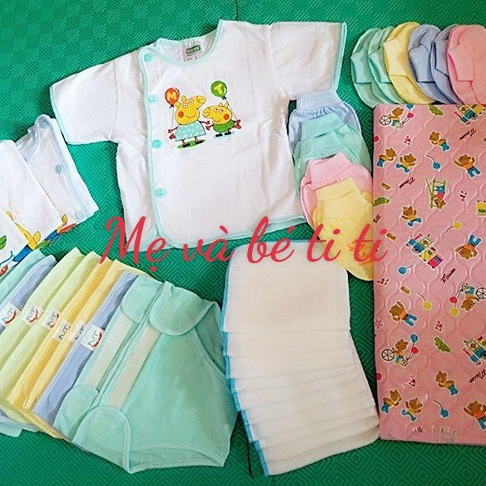  Combo đồ sơ sinh giá rẻ chất cotton  *tặng  vòng dâu* có áo dài tay 198  1 tấm lót 5 áo 10 quần bỉm 10 khăn sữa 3 đôi tay 3 đôi chân  