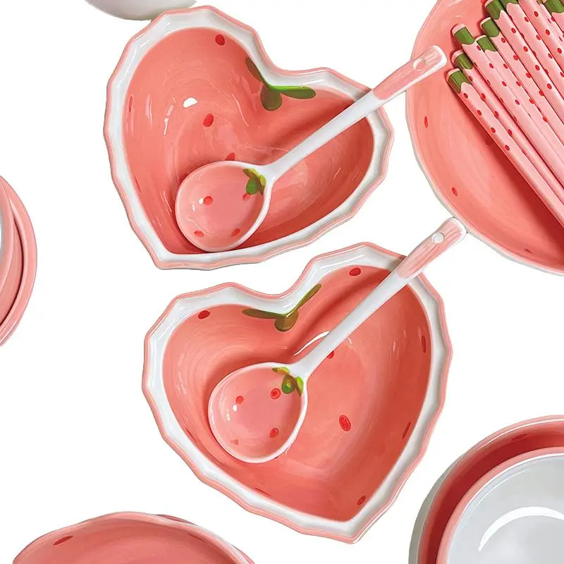 Modern Heart-shaped Ceramic Bowl with Spoon, Creative Strawberry Pattern Bowl & Spoon, Durable Tableware for Kitchen, Dining Plate Set, Ceramic Dish Set, Home Kitchen Accessories, Kitchen Gadgets, Dinner Sets