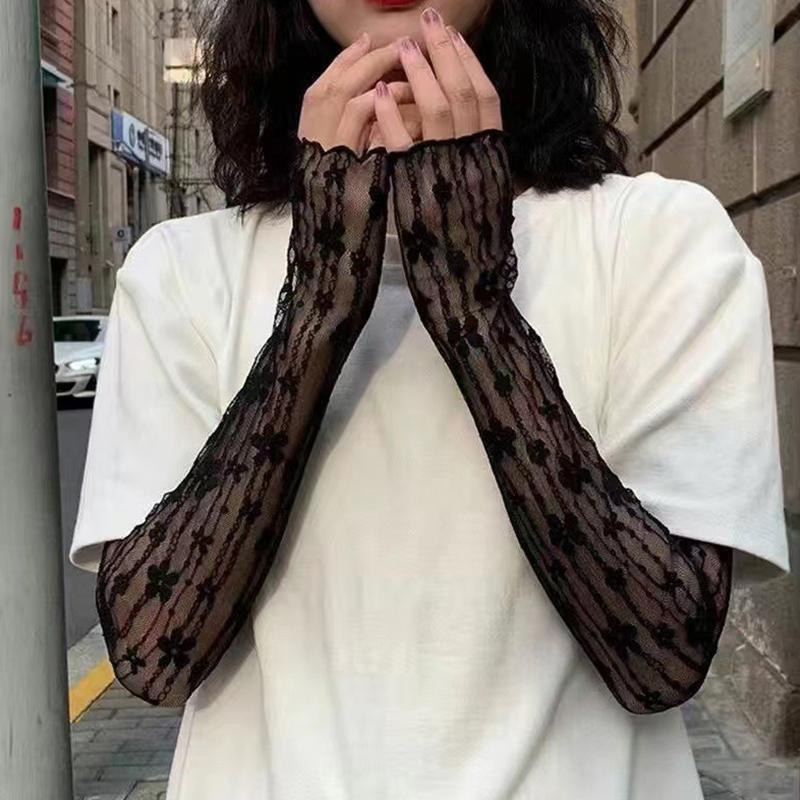 Product Introduction of 1Pair Women Lace Hollow-Out Sun UV Protection Fingerless Sleeves Thin Mesh Breathable Sleeves Summer Drive Cycling Sleeve Mitten 25