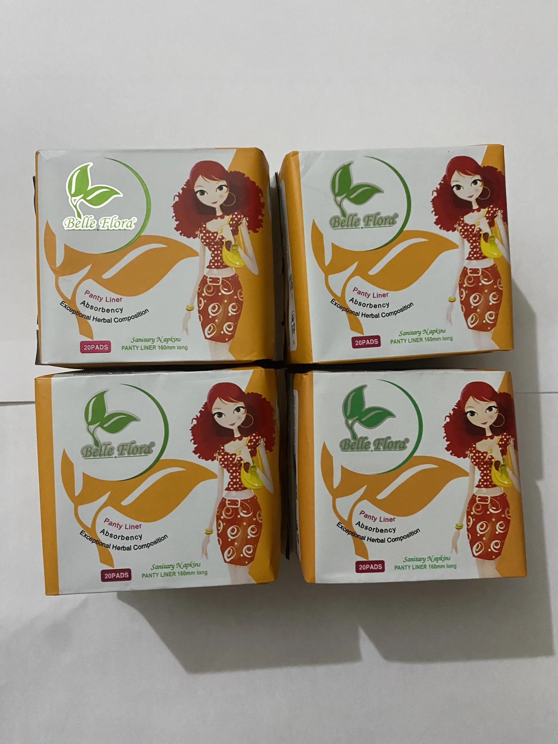 Bộ băng vệ sinh hàng ngày Lưới BELLE FLORA - 4 gói