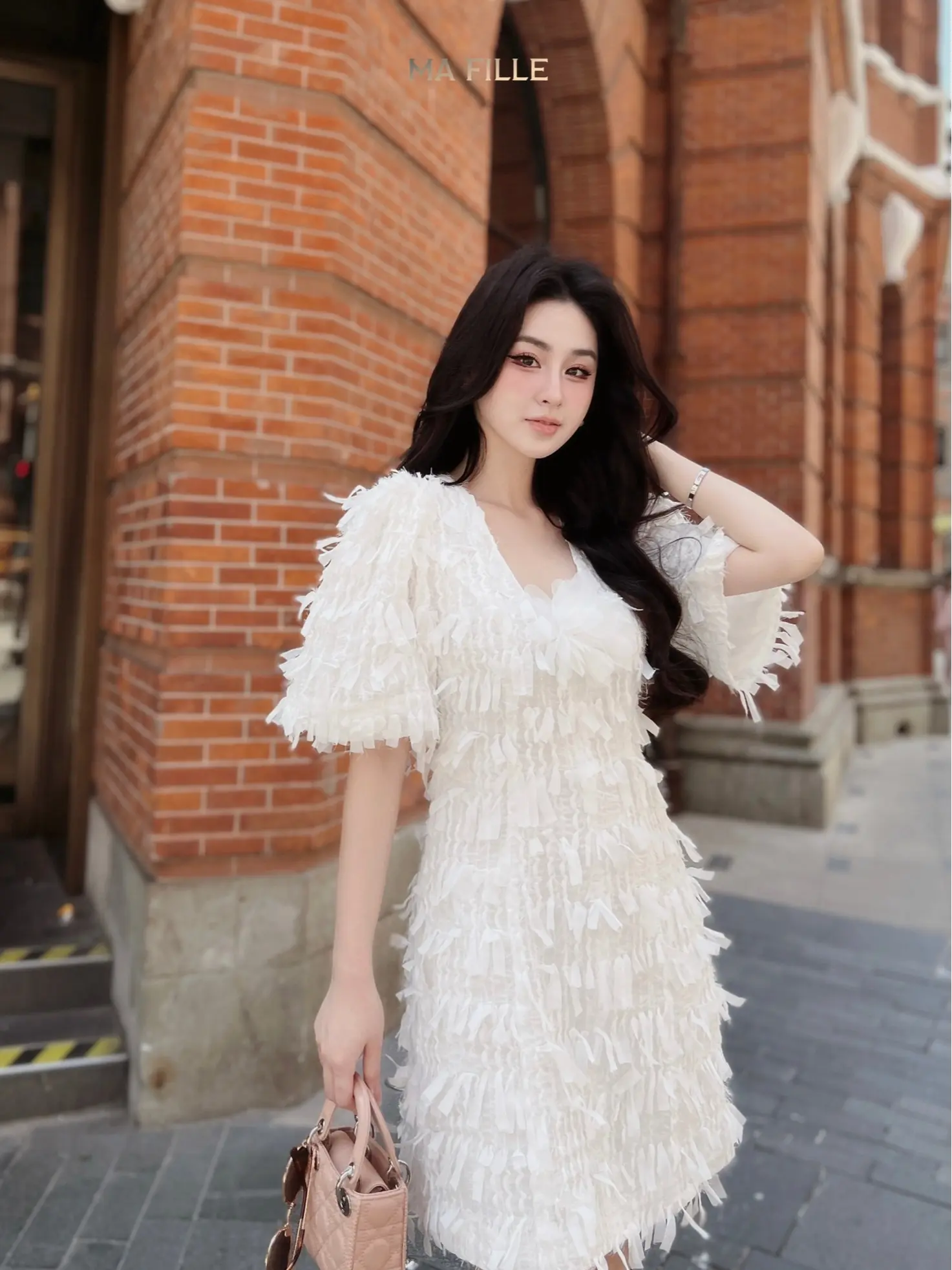 (MA FILLE) FEATHER DRESS váy tơ trắng đính hoa