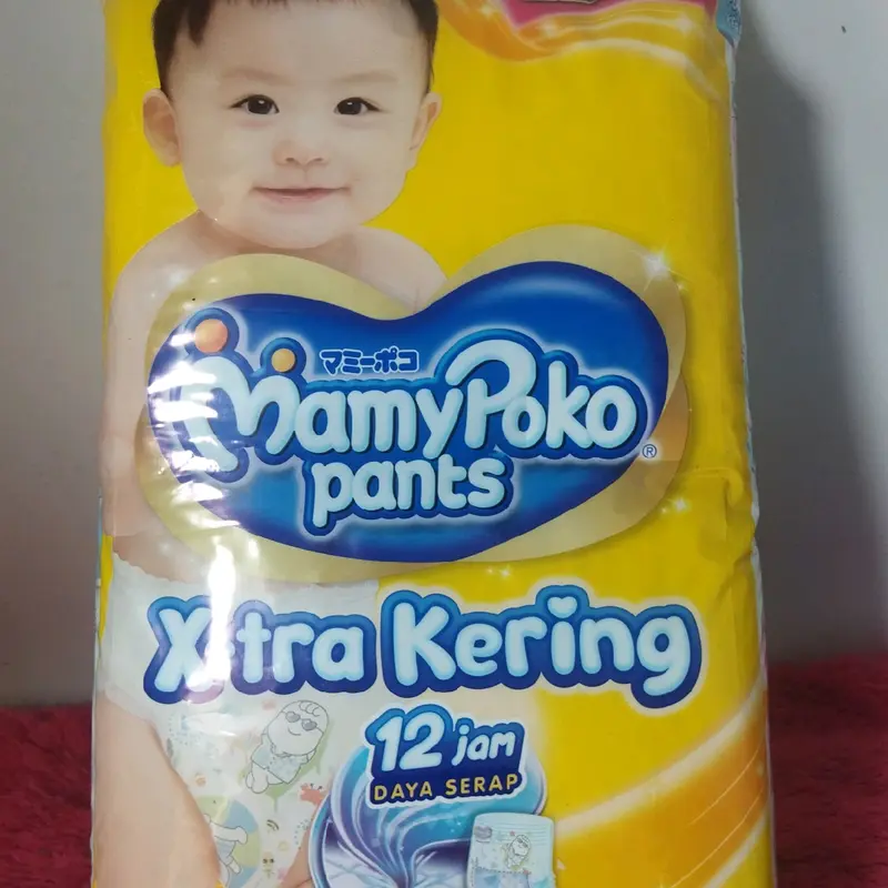 MamyPoko Pants M32 bundle 2 bal Diapers Popok 2