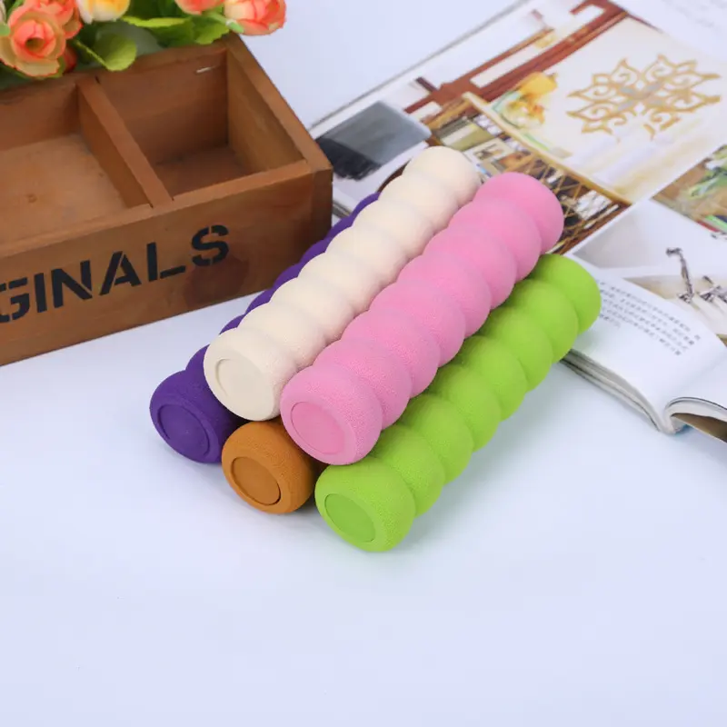 Bọc tay nắm cửa silicon chống va đập miếng bọc tay bảo vệ trẻ nhỏ chông trây tương han chê tiêng ôn khi đong mơ cửa an toàn giá rẻ M04 xốp  bọc 5