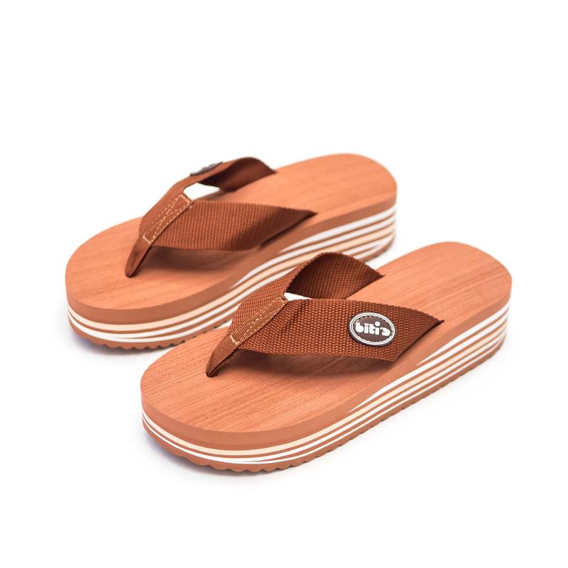 DÉP XỐP NỮ BITI'S QUAI KẸP XỎ NGÓN ĐẾ BÁNH MÌ CAO 4.5CM X0221C000 (NÂU + ĐEN) - BITIS DéP BÁNH DA LỢN