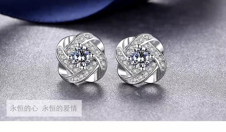 Product Introduction of Bông Tai Cỏ Ba Lá, Bạc Sterling S925, Dành Cho Phụ Nữ, Cao Cấp, Thanh Lịch Và Sang Trọng, Phong Cách Ins Đơn Giản, Bông Tai Mới Năm 2024 9