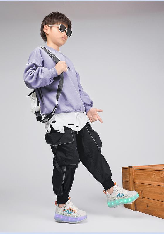 Product Introduction of Girls' Shoes 2024 New Children's Breathable Mesh Surface Sneaker Girls the Skating Shoes Medium and Big Children Boys Pulley with Lights Trendy Heelys 16
