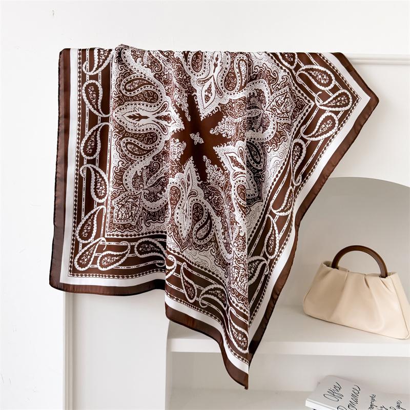 Product Introduction of Khăn Quàng Cổ Vuông Cổ Áo Tóc In Hình, Dành Cho Nữ, Hàng Mới Về, 70CM (27,55inch), Làm Bằng Lụa, Mô Phỏng Lụa, Thích Hợp Cho Tiếp Viên, Khăn Choàng Nữ Công Sở, WJ70FZS-101 13