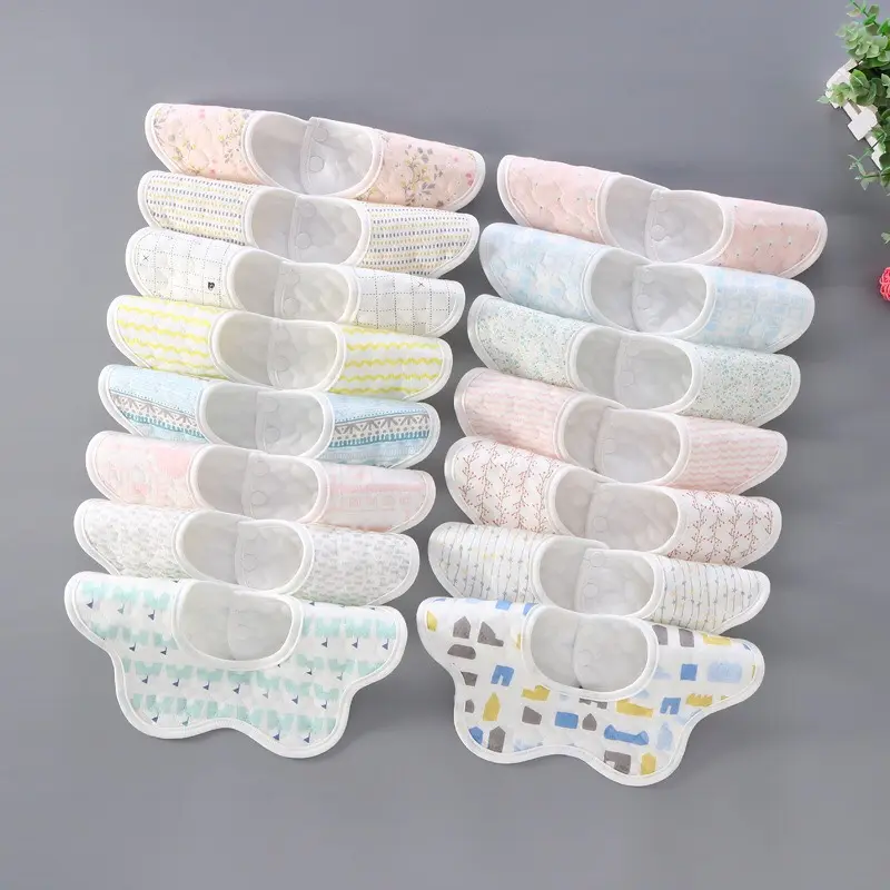 Yếm tròn xoay 360 độ bông hoa chống thấm cho bé ăn dặm 6