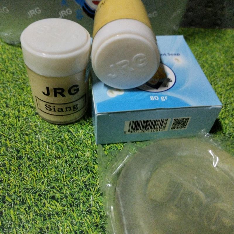 paket cream jrg gold original Wajah Perawatan Hitam Facial Kusam Pelembab 2