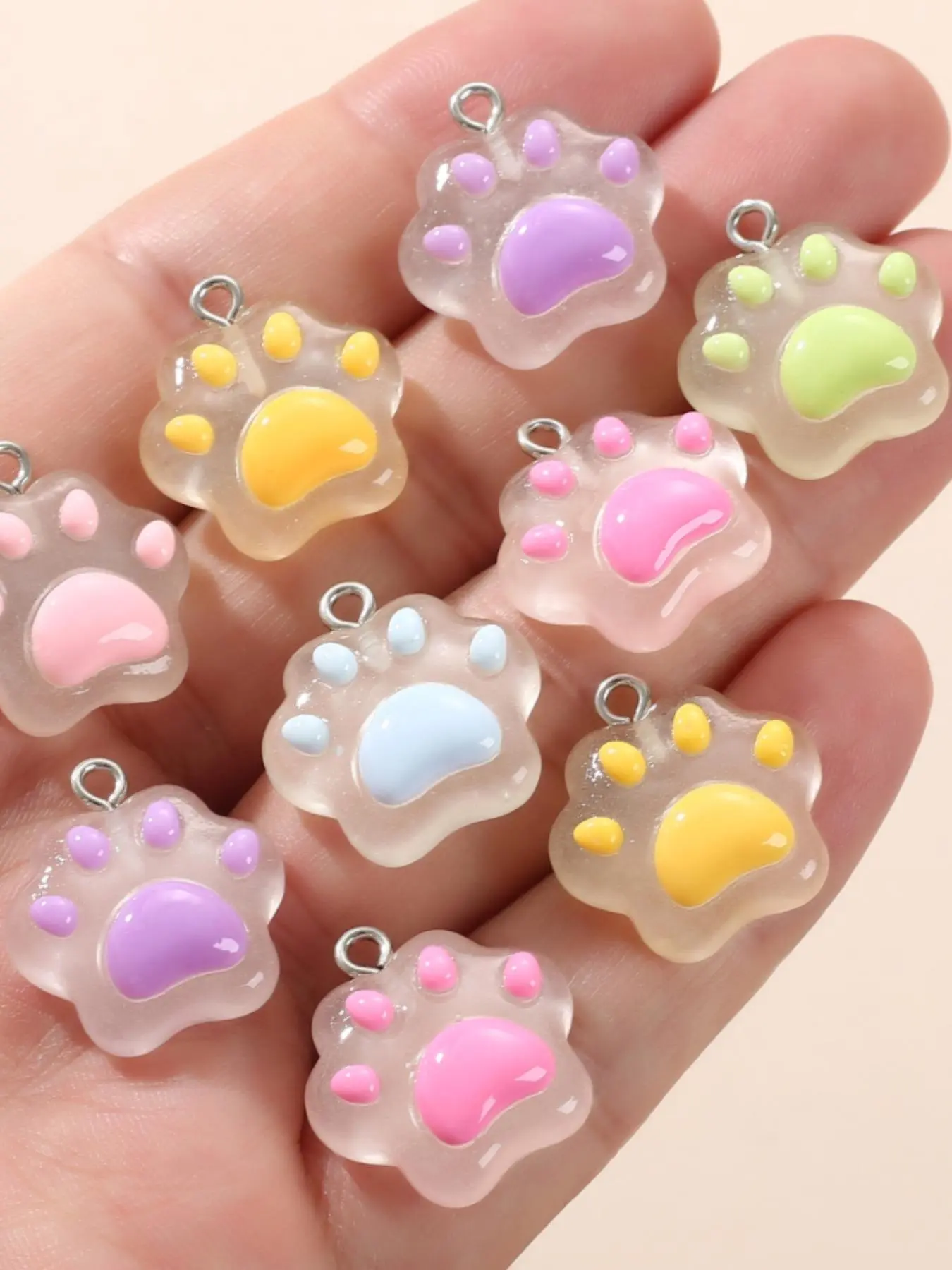 Cute Bear Paw Design Resin Pendant, Colorful Animal Paw Charm, Fashionable Jewelry Accessories for DIY Necklace Bracelet Keychain Earrings