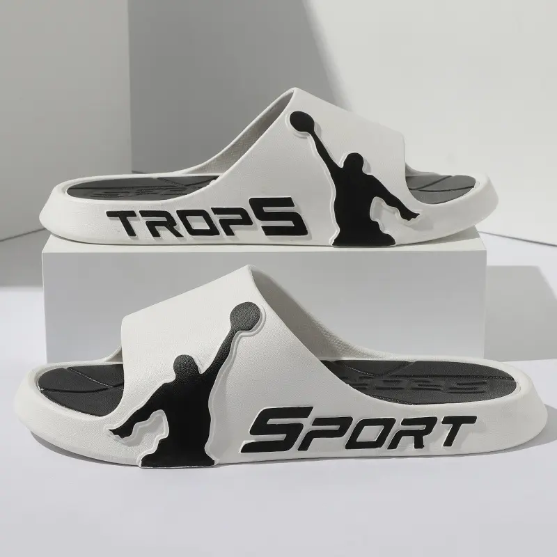 2025 New Cheap Beautiful Slippers Men's Summer Sports Outdoor Fashion Couple Home Home Bathroom Slippers Women