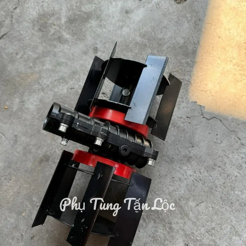 Đầu xới đất nắp máy cắt cỏ 28mm 9 khía mẫu mới 2