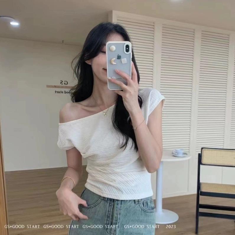 Áo Thun Lệch Vai Tay Hến, Áo Phông Kiểu Dáng Vừa Điệu Chất Vải Xốp Miho House